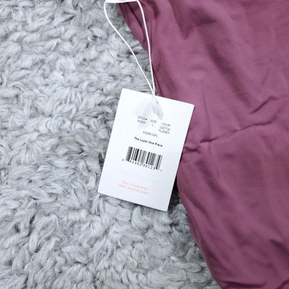 Andie Swim High Neck Halter Luzon One Piece Swimsuit Purple Cactus Flower Large - Picture 4 of 7